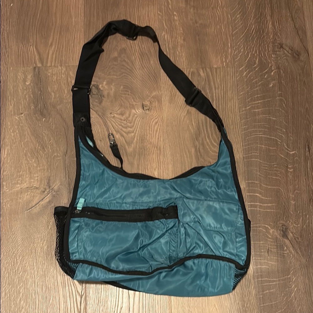 Thirty-One Teal and Black Crossbody Bag
